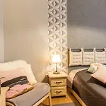 Bulwary דירה זקופאנה